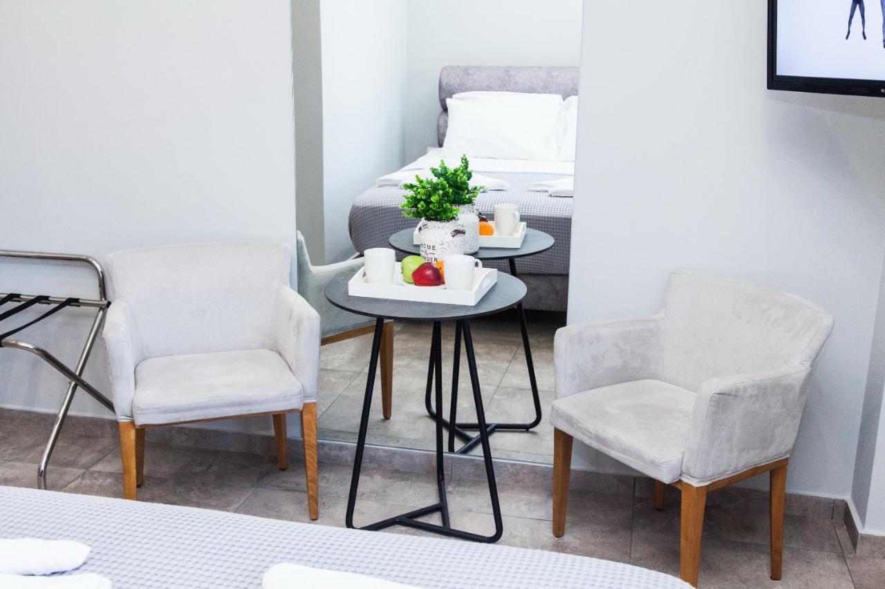 A Spacious Brand New Studio Ideal For 2 A Appartement Athene Buitenkant foto